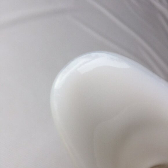 Milk Glass Bud Vase Narrow Pitcher Handle Rose Floral Flower 7" White Vintage - Picture 10 of 12